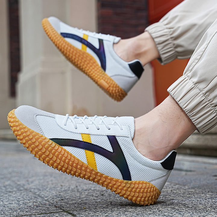 Arlo Sneakers