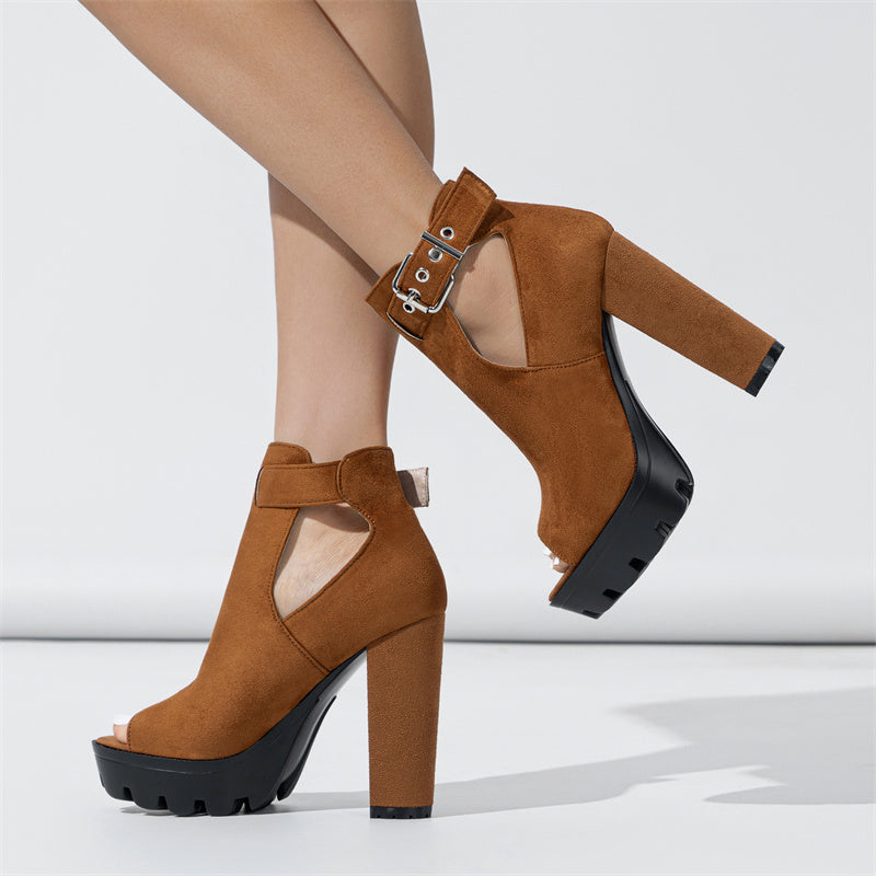 Amoura Platform Heels