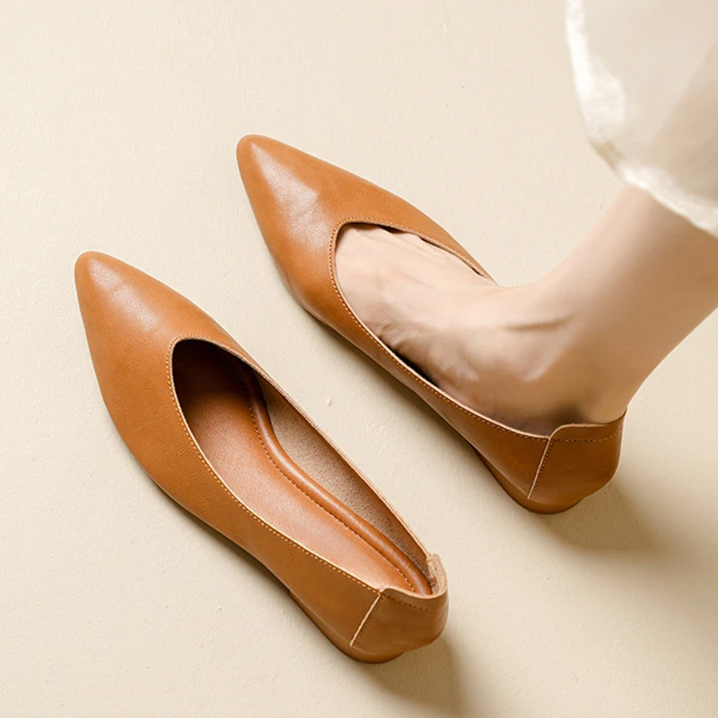 Arden Low-Top Slip Ons