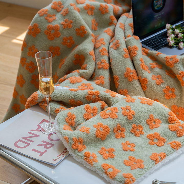 Daisy Bloom Sherpa Blanket