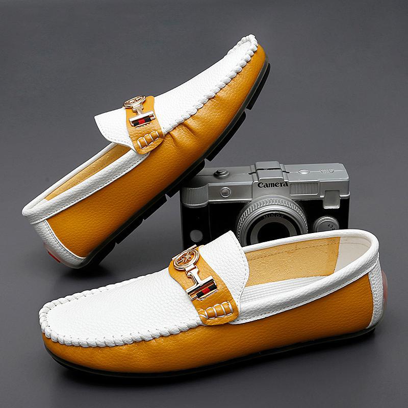 Giovanti Moccasins