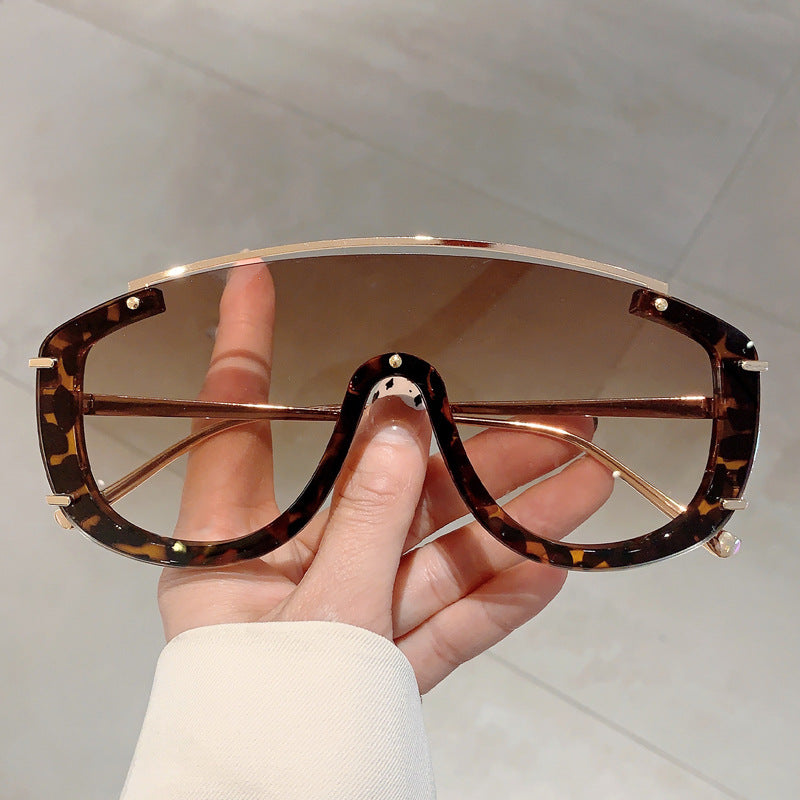 Celina Oversized Sunglasses