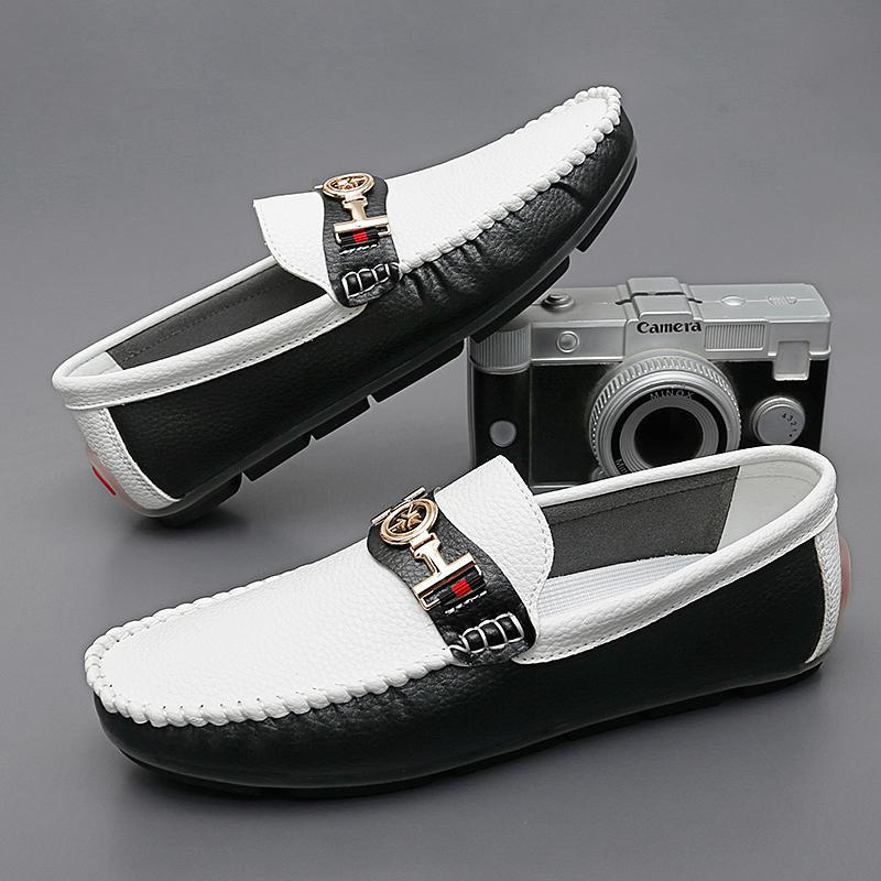 Giovanti Moccasins