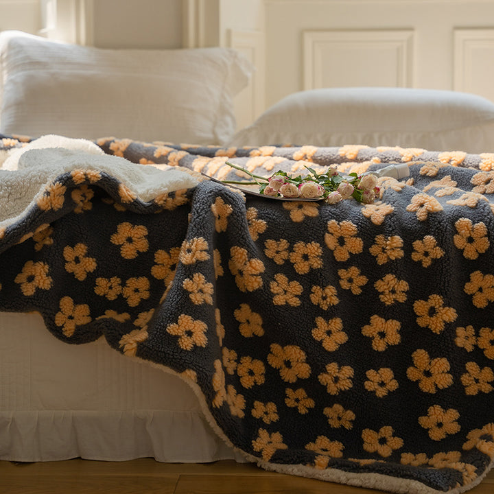 Daisy Bloom Sherpa Blanket