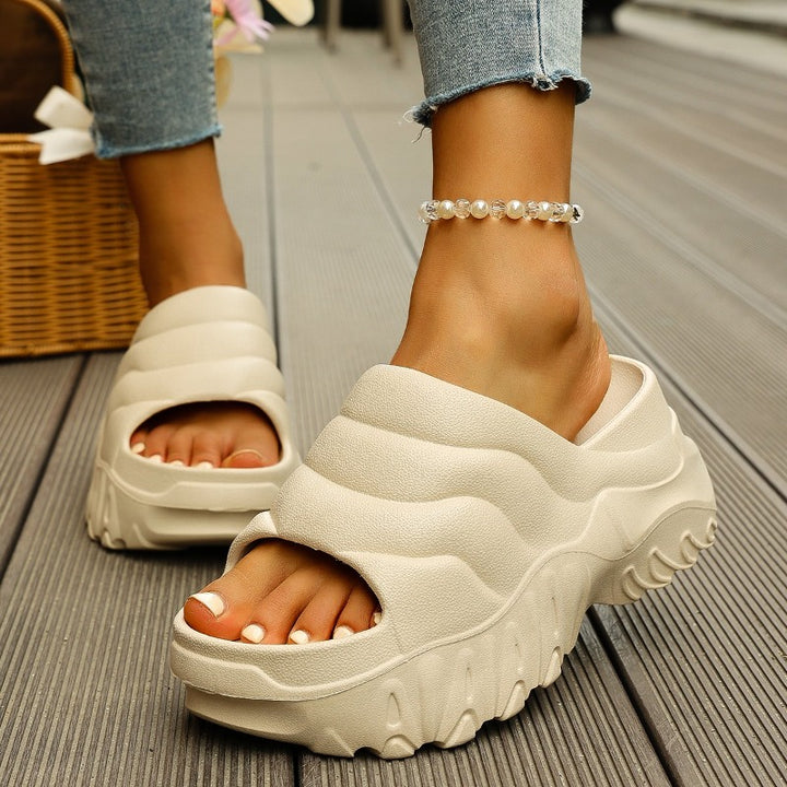 Elara Platformed Sandals