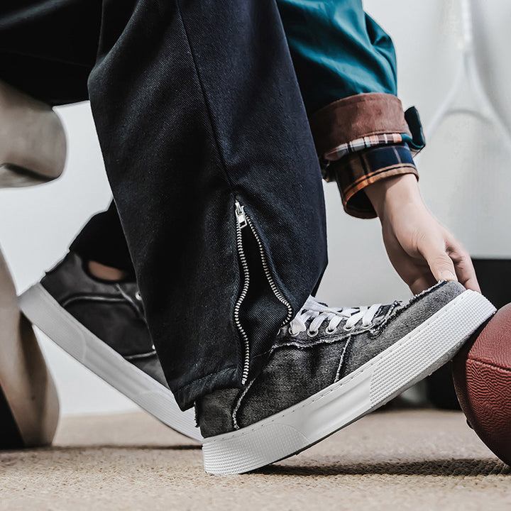 Astor Canvas Sneakers