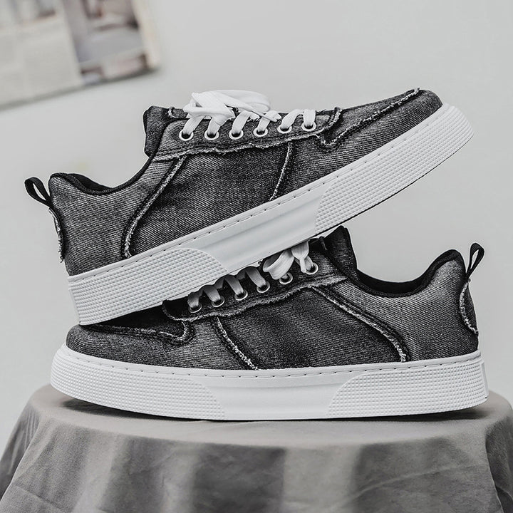 Astor Canvas Sneakers