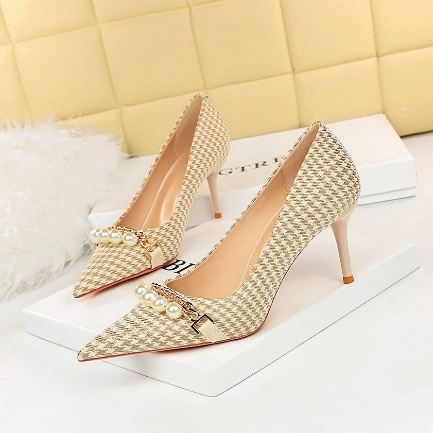 Vienna Pearl heels