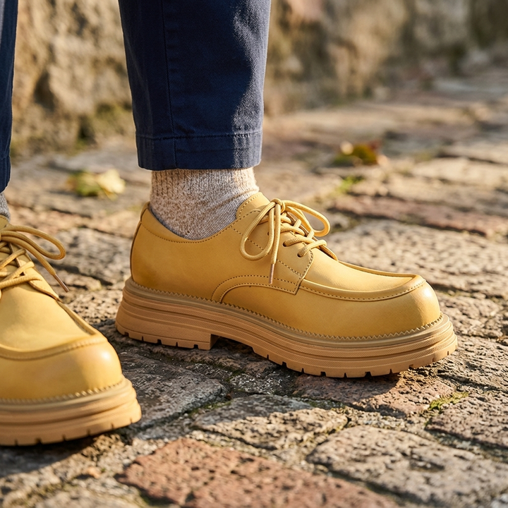 Beckett Leather Lug Derbies